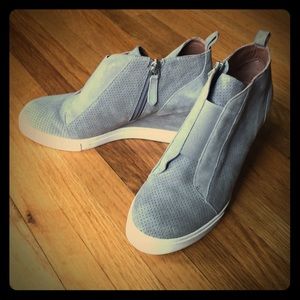 Coolest Linea Paolo wedge sneakers!